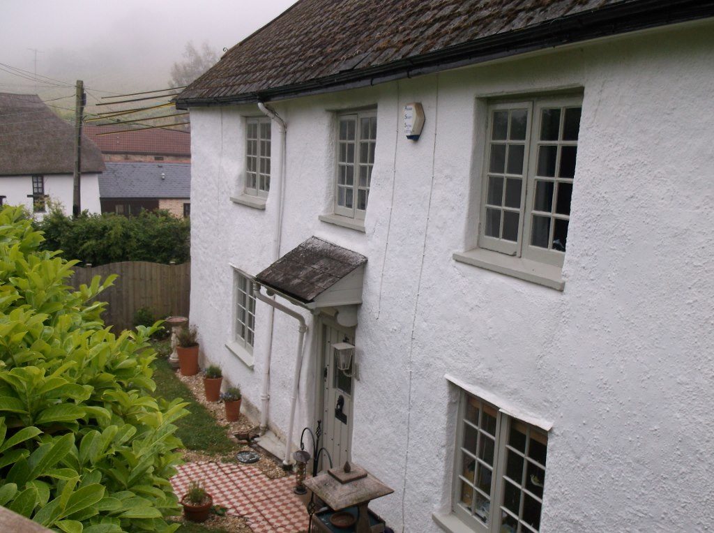 Colour photograph of Ashill Cottage, Ashill, Bishopsteignton