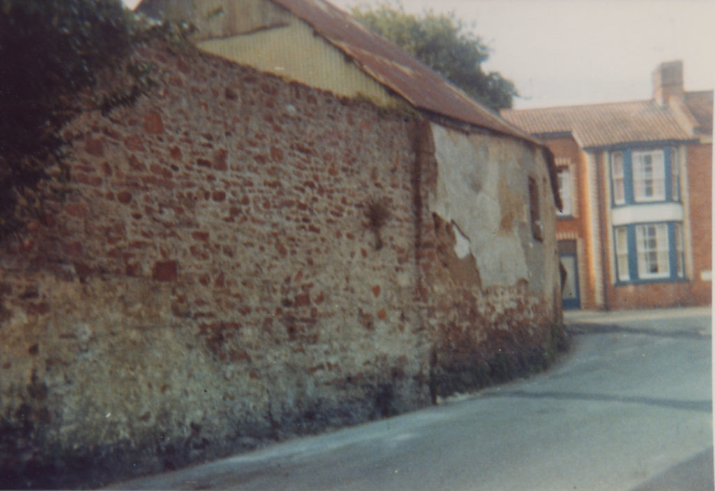 Colour photograph of Yapley stables, looking up Radway Hill