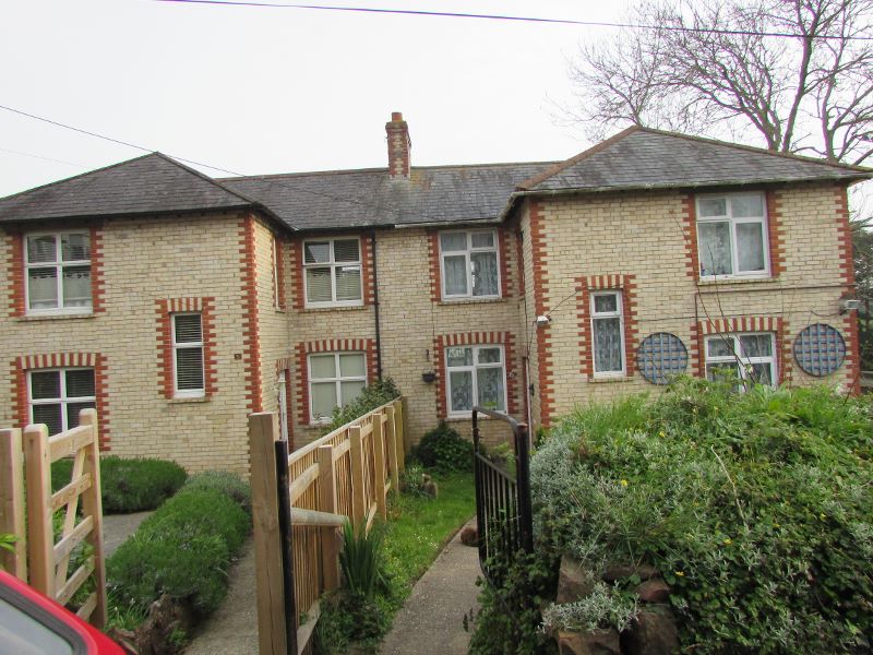 Example of the style of houses and brickwork that form the West Town Meadow Houses.