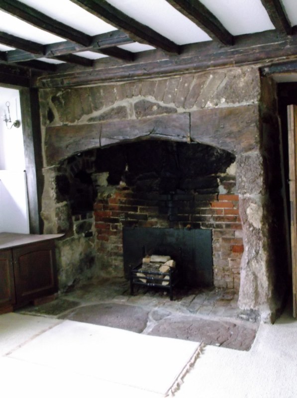 Ashill-Farm-Fireplace-