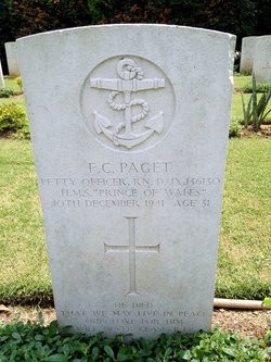 FC Paget headstone