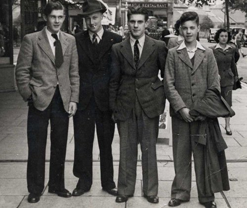 Demob-suits