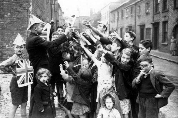 Street Party 1945