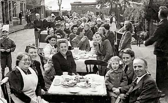 Street Party 1945