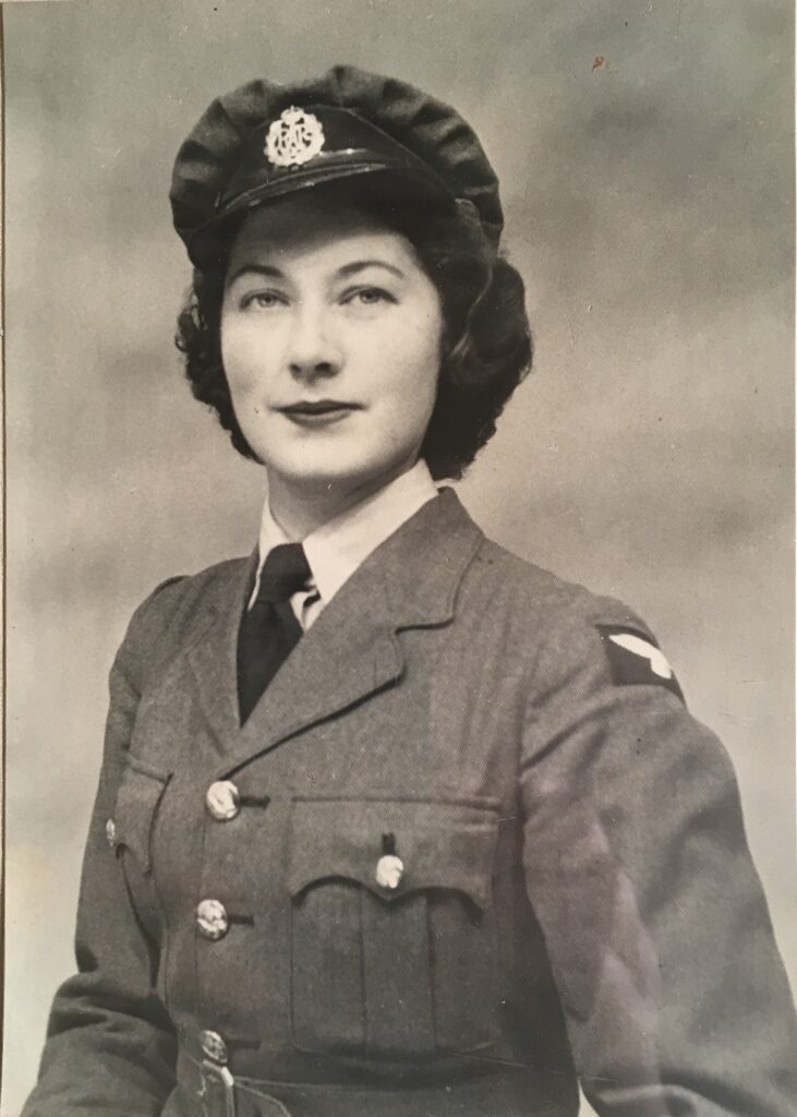 Mary Overill in WAAF uniform aged 20