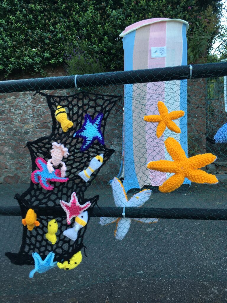 Sea creatures on the railings