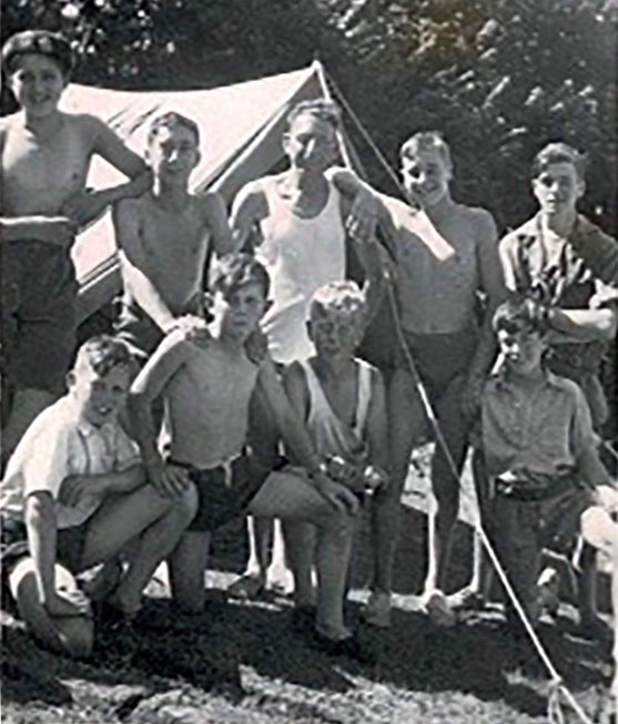Bishopsteignton Scouts circa 1940