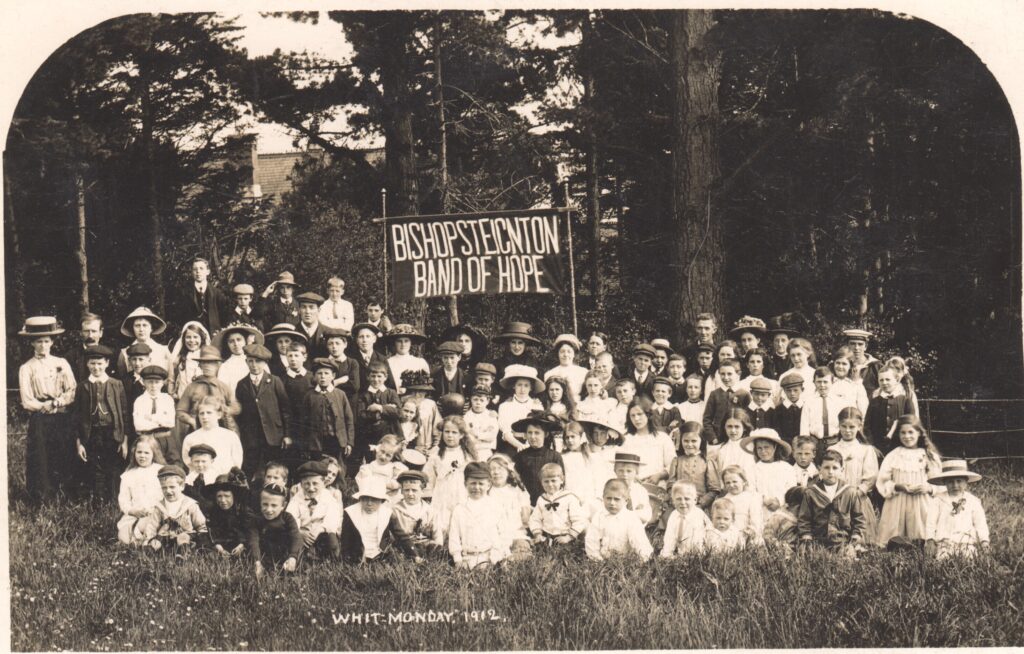 Postcard of Bishopsteignton Band of Hope at Huntly