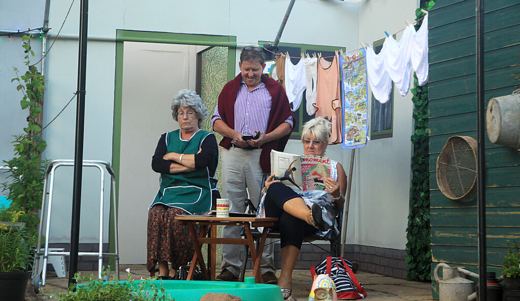 Photograph Bishopsteignton Players Play 'Party Piece' 2018