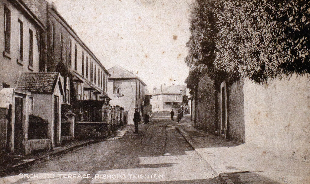 Postcard showing Orchard Terrace, Bishopsteignton, c1905