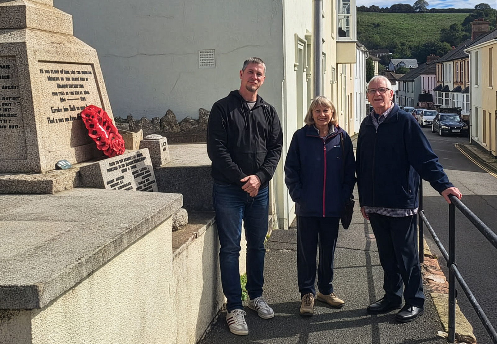 43343 Steven Luxmoore stood in the footsteps of his ancestor Col CTP Luxmoore with Jenny Ridd and Colin Back.jpeg