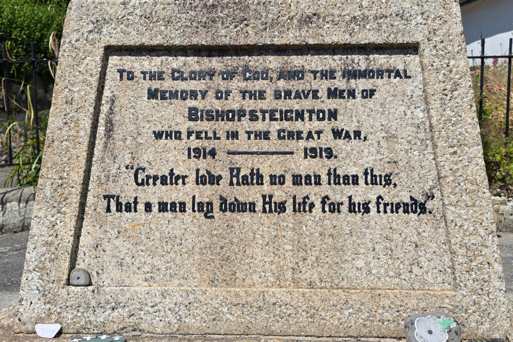 Dedication Bishopsteignton War Memorial